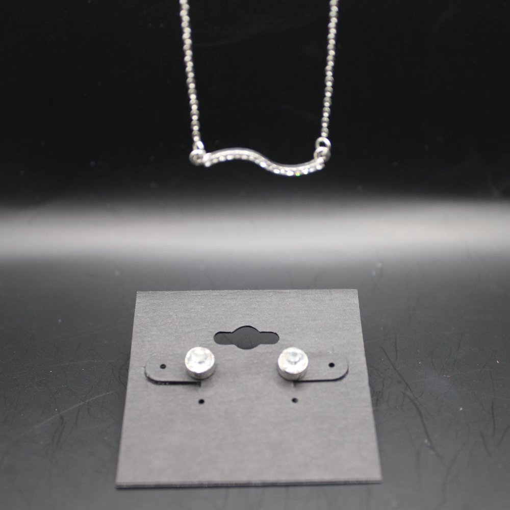 Silver/Gold Wave Crystal Necklace